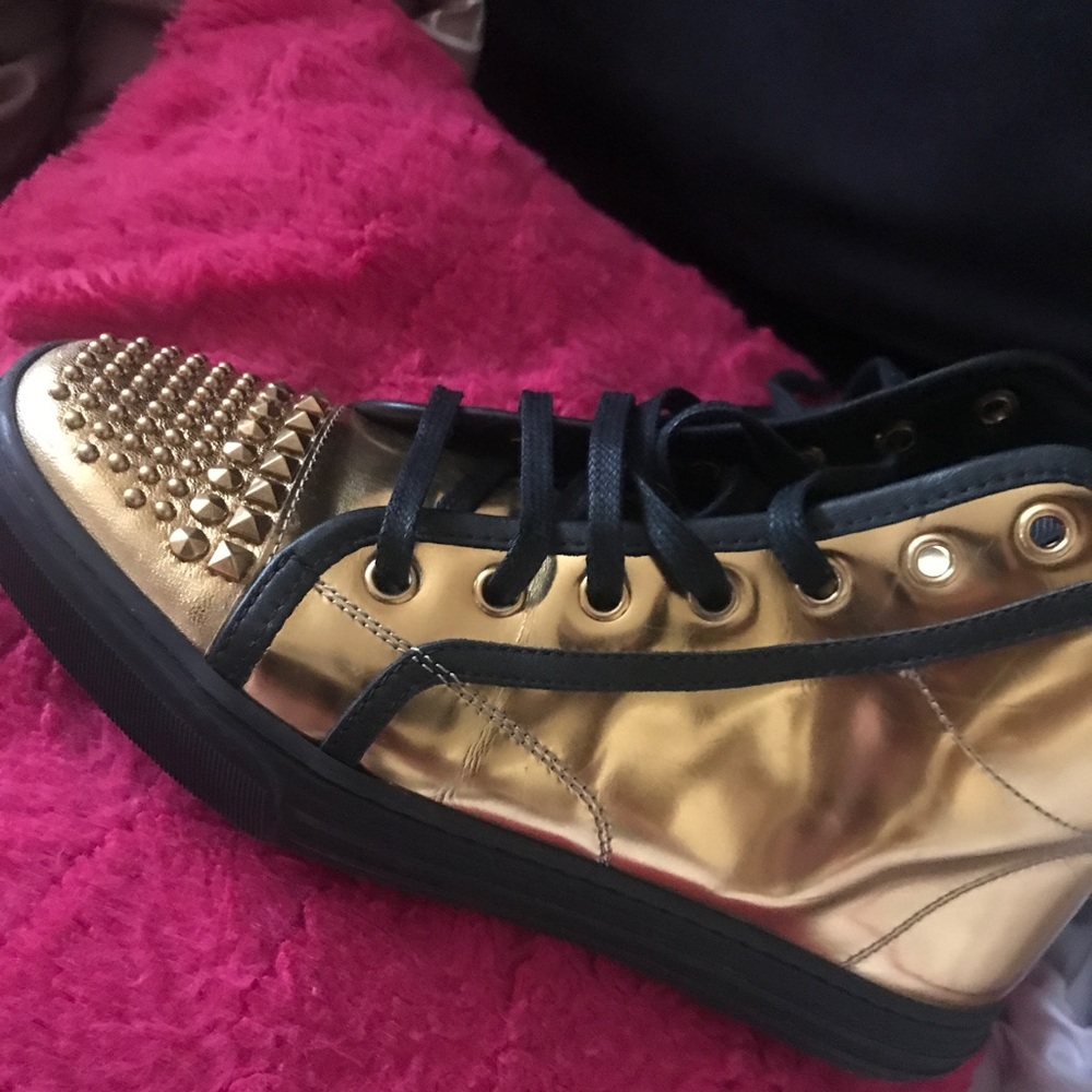 Authentic GUCCI shoes